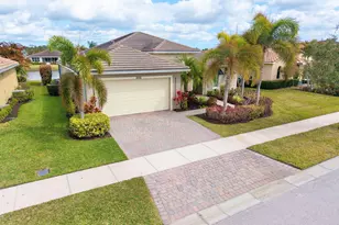 11555 SW Apple Blossom Trail, Port Saint Lucie, FL 34987 - Photo 3