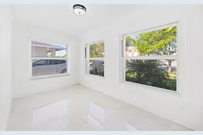 4324 Garden Avenue, West Palm Beach, FL 33405 - Photo 9