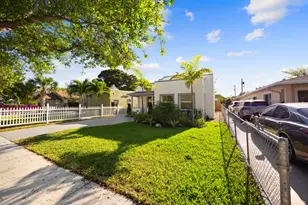 4324 Garden Ave, West Palm Beach, FL 33405 - Photo 3