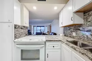 4545 Luxemburg Ct, Lake Worth, FL 33467 - Photo 13