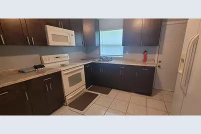 2301 Juanita Avenue #5, Fort Pierce, FL 34946 - Photo 9