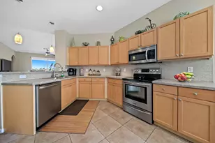 9893 SW Eastbrook Cir, Port Saint Lucie, FL 34987 - Photo 11