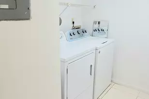 3670 Alder Dr, West Palm Beach, FL 33417 - Photo 13