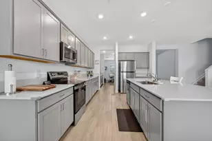 12328 SW Roma Cir, Port Saint Lucie, FL 34987 - Photo 11