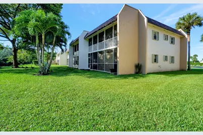 130 Lake Meryl Drive #226, West Palm Beach, FL 33411 - Photo 25