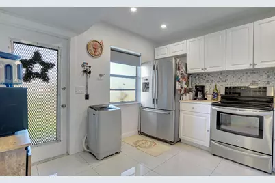 130 Lake Meryl Drive #226, West Palm Beach, FL 33411 - Photo 19