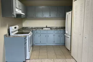 17922 NW 40th Ct, Miami Gardens, FL 33055 - Photo 5