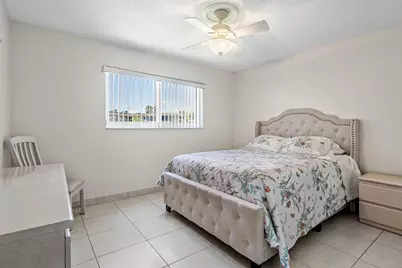 721 Lori Drive #208, Palm Springs, FL 33461 - Photo 17