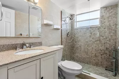 721 Lori Drive #208, Palm Springs, FL 33461 - Photo 17