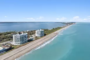 8650 S Ocean Dr, Jensen Beach, FL 34957 - Photo 5