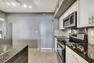 3200 NE 36th St, Fort Lauderdale, FL 33308 - Photo 5