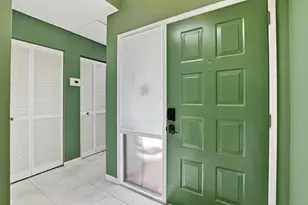 6096 Kings Gate Cir, Delray Beach, FL 33484 - Photo 5