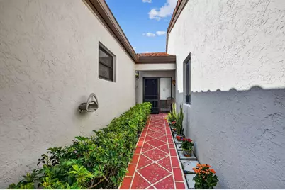 6096 Kings Gate Circle, Delray Beach, FL 33484 - Photo 3