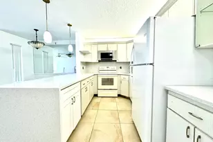 3744 Savoy Ln, West Palm Beach, FL 33417 - Photo 3