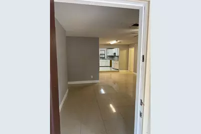 5163 Club Rd, West Palm Beach, FL 33415 - Photo 5