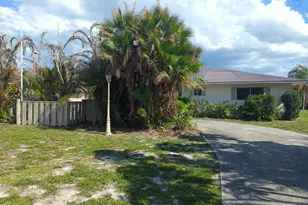 142 N Naranja Ave, Port Saint Lucie, FL 34983 - Photo 13