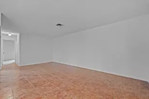 6138 Elsinore Cir, Greenacres, FL 33463 - Photo 11