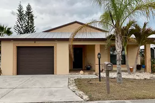 2 Antigua Ln, Port Saint Lucie, FL 34952 - Photo 1