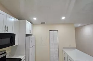 480 Hardwood Pl, Boca Raton, FL 33431 - Photo 9