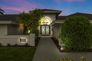 12725 Kingsway Rd, Wellington, FL 33414 - Photo 3