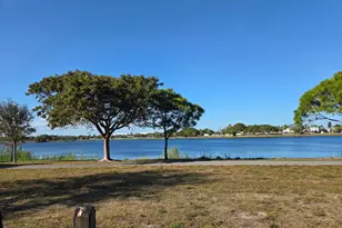 2180 Lake Osborne Dr, Lake Worth Beach, FL 33461 - Photo 3