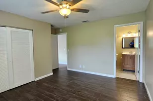 4876 Orleans Ct, West Palm Beach, FL 33415 - Photo 11