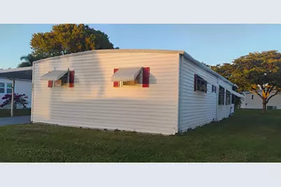 20911 Sunrise Drive, Boca Raton, FL 33433 - Photo 5