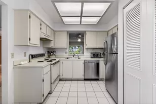 6585 Kensington Ln, Delray Beach, FL 33446 - Photo 13