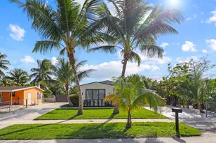 740 NE 43 Ct, Deerfield Beach, FL 33064 - Photo 7