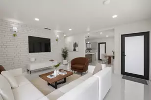 740 NE 43 Ct, Deerfield Beach, FL 33064 - Photo 15