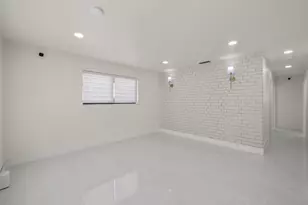 740 NE 43 Ct, Deerfield Beach, FL 33064 - Photo 17