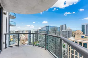 100 E Las Olas Blvd, Fort Lauderdale, FL 33301 - Photo 17