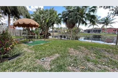 9282 NW 24th Place, Sunrise, FL 33322 - Photo 39