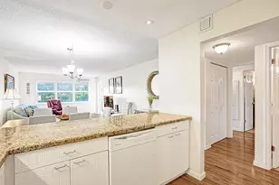 1502 S Lakeside Dr, Lake Worth Beach, FL 33460 - Photo 3