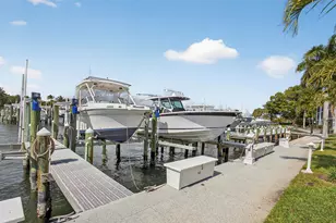 441 Bay Colony Dr N, Juno Beach, FL 33408 - Photo 47