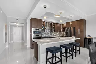 441 Bay Colony Dr N, Juno Beach, FL 33408 - Photo 3