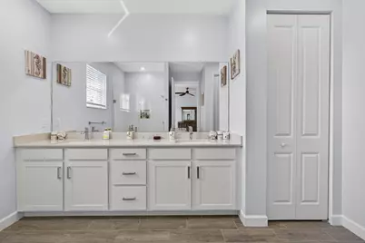 1095 Tangled Orchard Trace, Loxahatchee, FL 33470 - Photo 35