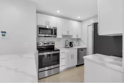 15453 Lakes Of Delray Boulevard #204, Delray Beach, FL 33484 - Photo 9