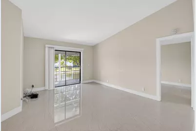 15453 Lakes Of Delray Boulevard #204, Delray Beach, FL 33484 - Photo 7