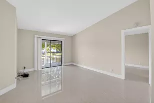 15453 Lakes of Delray Blvd, Delray Beach, FL 33484 - Photo 7