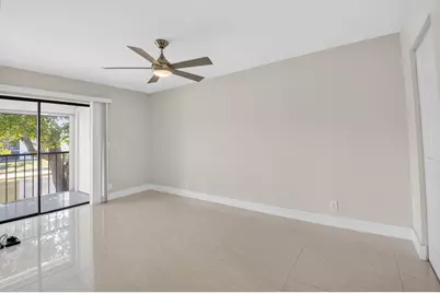 15453 Lakes Of Delray Boulevard #204, Delray Beach, FL 33484 - Photo 17