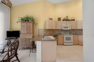 4659 Carlton Golf Dr, Wellington, FL 33449 - Photo 13