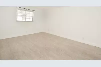 402 Lake Shore Drive #207, Lake Park, FL 33403 - Photo 19