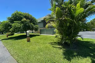 1799 Fairview Villas Dr, West Palm Beach, FL 33406 - Photo 5