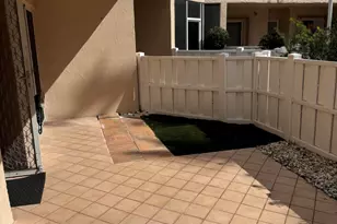 7287 S Devon Dr, Tamarac, FL 33321 - Photo 5