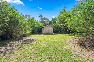 1814 A Rd, Loxahatchee Groves, FL 33470 - Photo 27