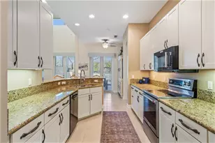 4585 Bridgepointe Way, Vero Beach, FL 32967 - Photo 7