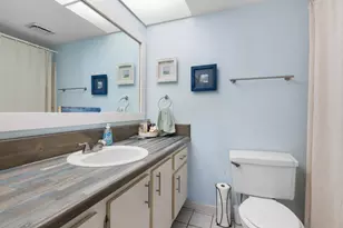 1270 SE Parkview Pl, Stuart, FL 34994 - Photo 5