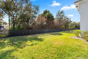 1270 SE Parkview Pl, Stuart, FL 34994 - Photo 23