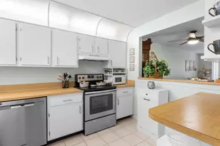 1270 SE Parkview Pl, Stuart, FL 34994 - Photo 27